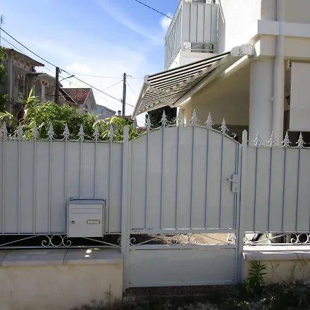 펜션 Guillerette 로양